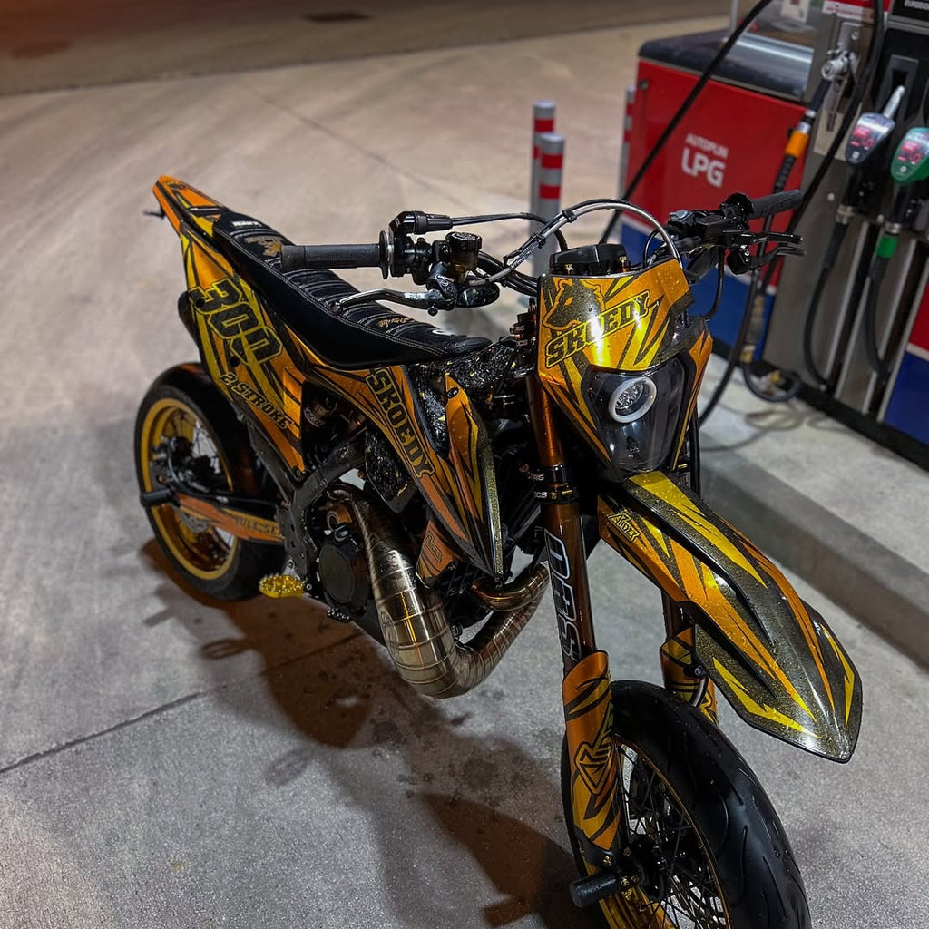 APX Premium Custom Seat Cover